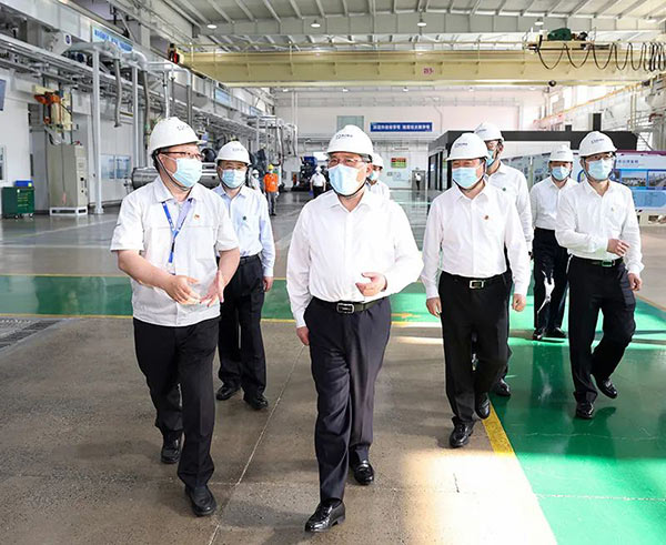 李強(qiáng)在遼寧調(diào)研時(shí)強(qiáng)調(diào) 大力優(yōu)化營商環(huán)境 增強(qiáng)發(fā)展動力活力 推動?xùn)|北全面振興取得新突破